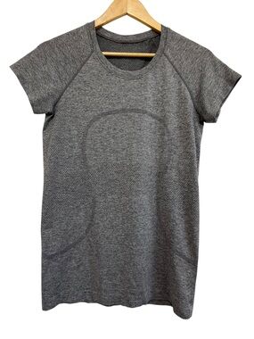 Lululemon Women’s Swiftly Tech 2.0 Short-Sleeve Active Top Gray Size 8